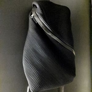PLEATS PLEASE/Homme Plisse ISSEY MIYAKE Leather-Trimmed Plissé Backpack